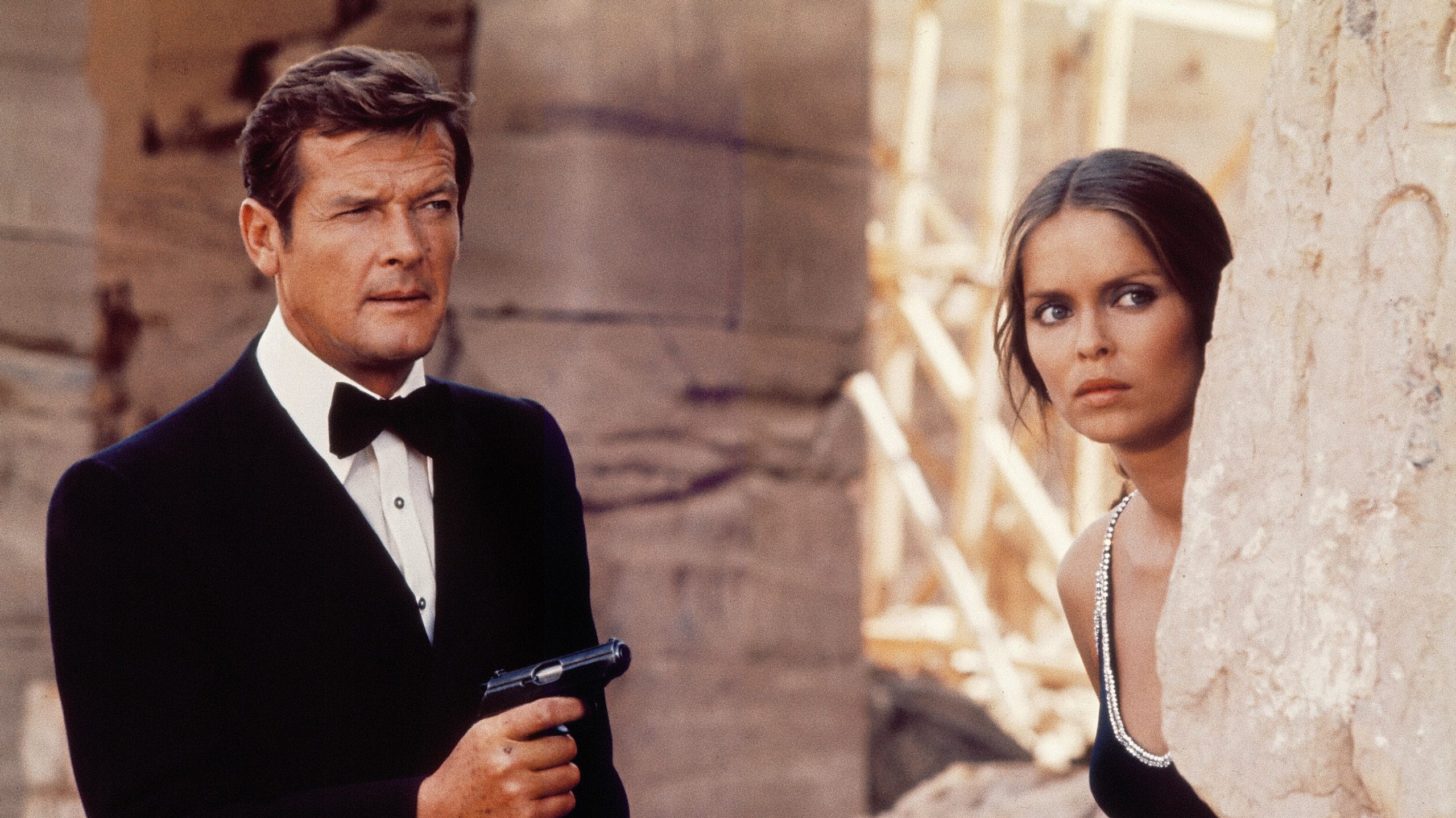 แนะนำหนัง James Bond 007 The Spy Who Loved Me สะท้อนสังคม